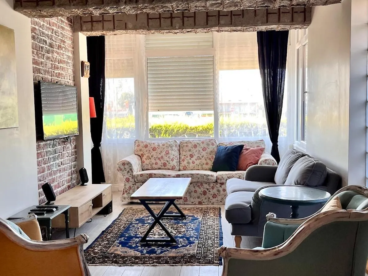 Stay At Home 100 Meters To The Sea In Βουρλά